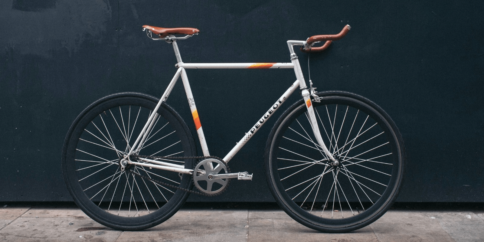 Exploring the Growing Popularity of Fixie Bikes in Urban Environments