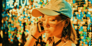Why Flip Phones Are Making a Strong Comeback