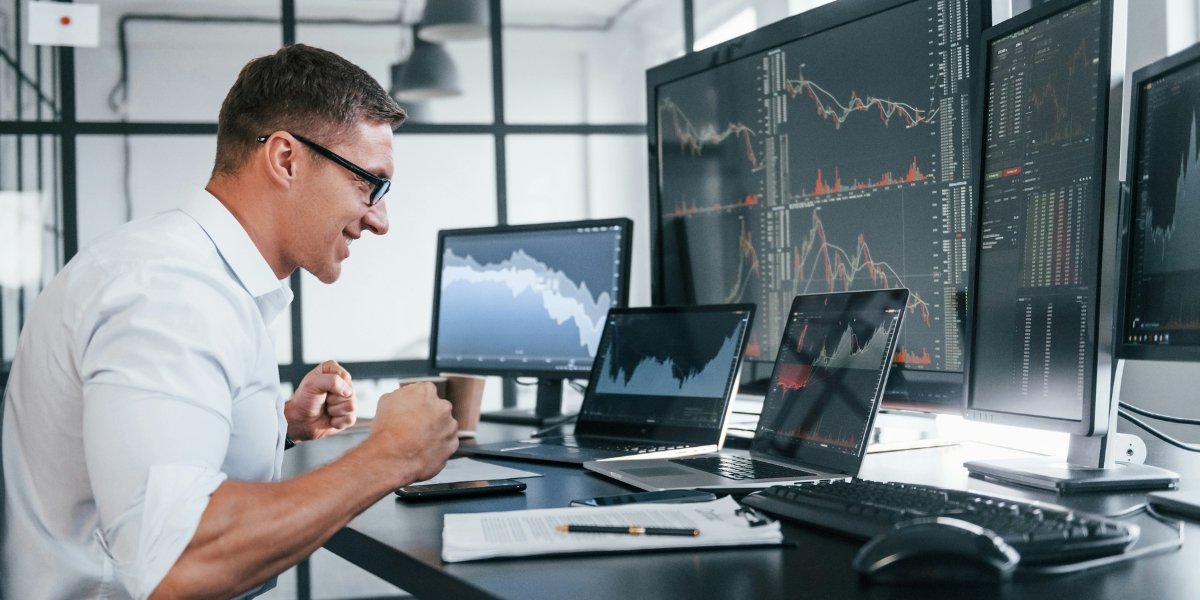 Rich Dad Author’s Advice on Inflation, Fiat Risk and Wealth Strategies