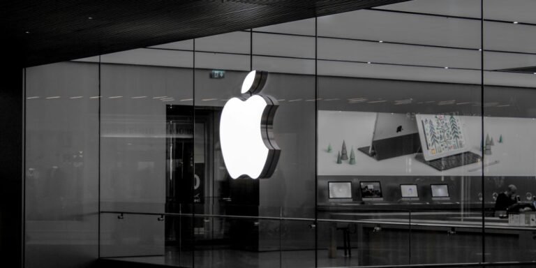 John Ternus Apple's New CEO Has a $75M Net Worth — and a CEO Package That Could Change Everything