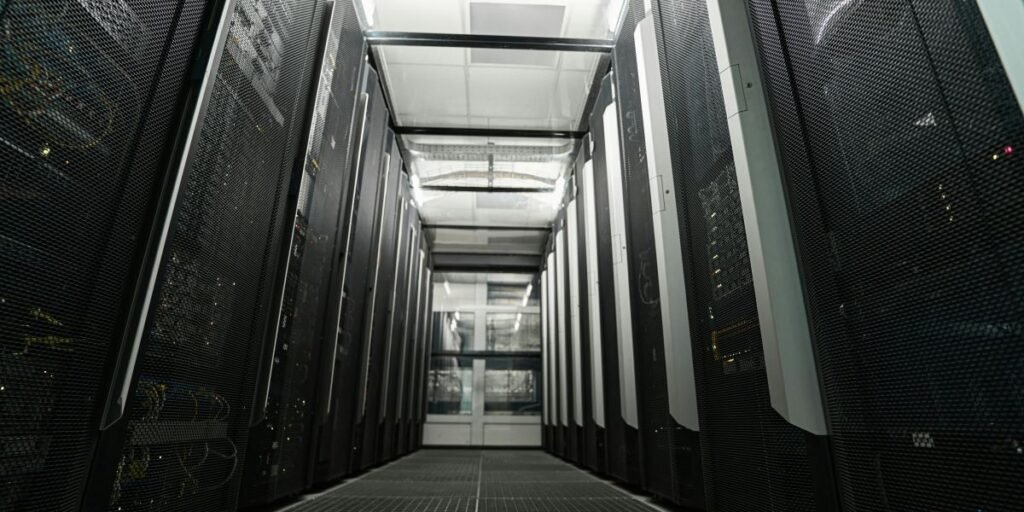 Data Center (2)