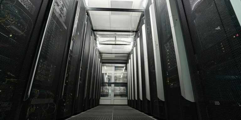 Data Center (2)