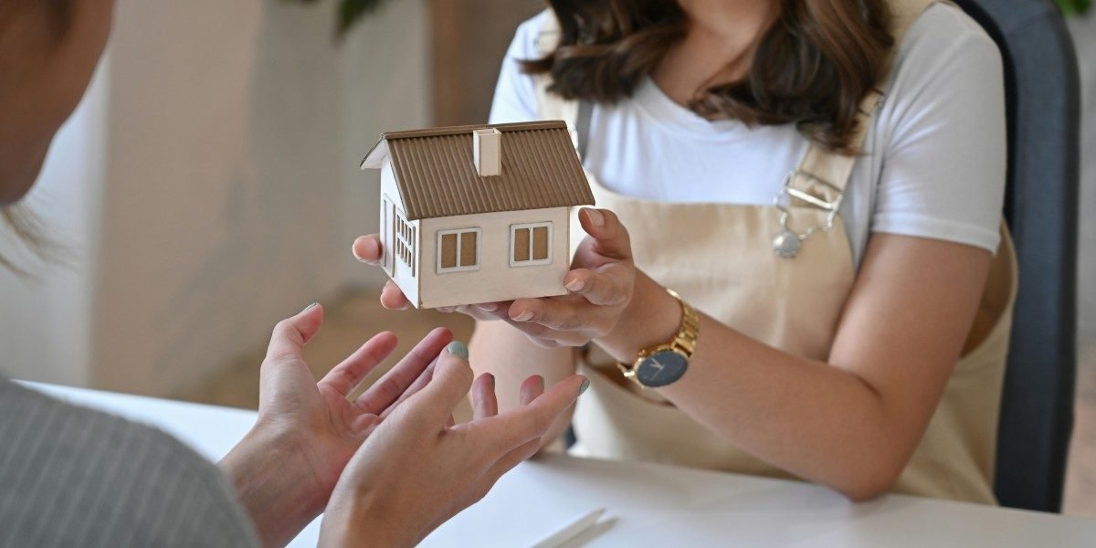 How to Track and Grow Your Net Worth Over Time